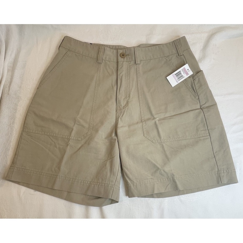 Vineyard Vines Men's Cargo Shorts in Khaki